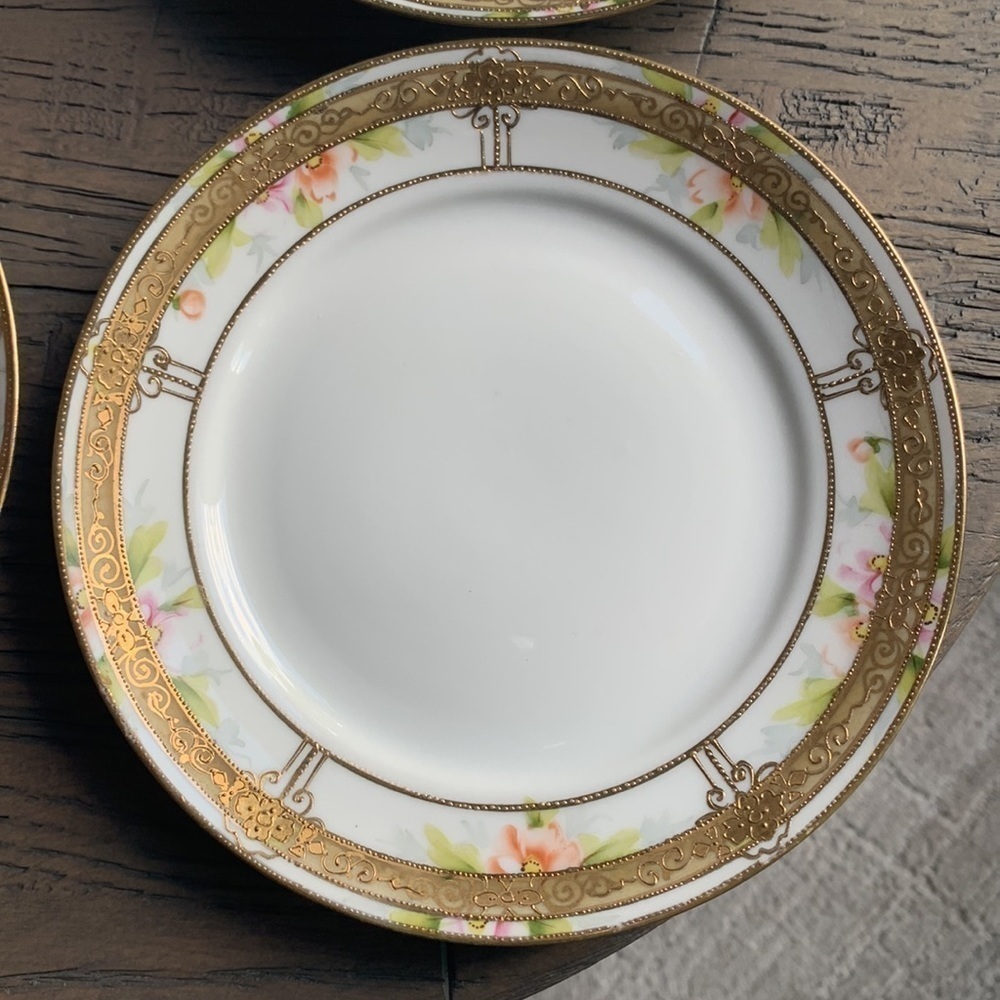 Set of 4 Handpainted Nippon White Floral Gold Rimmed Filigree 6” Bread Plates